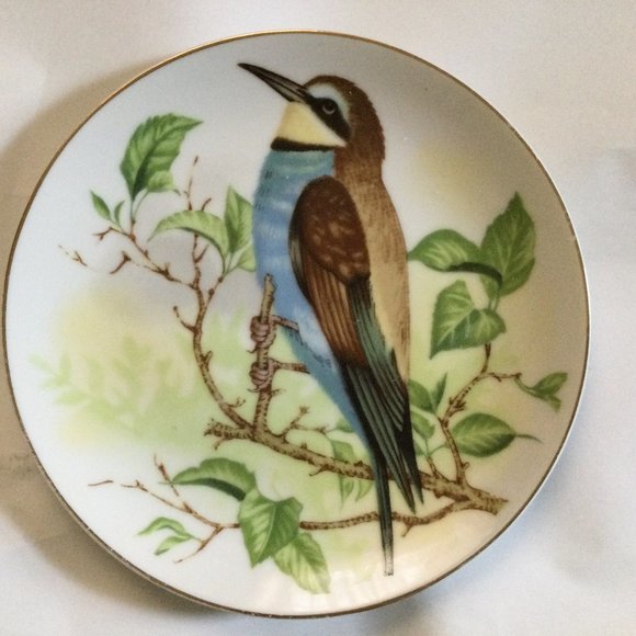 vintage porcelain decorative plate made in Japan bird on branch 6 1/4" round - Picture 1 of 6